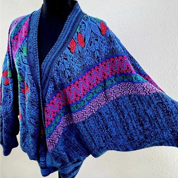 Sold‼️Big Jaguar Vintage 3D Knit Women’s Cardigan Sweater OS Batwing Sleeve - Picture 3 of 8